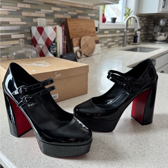 Christian Louboutin platform Mary Janes size 40 - Picture 5 of 6